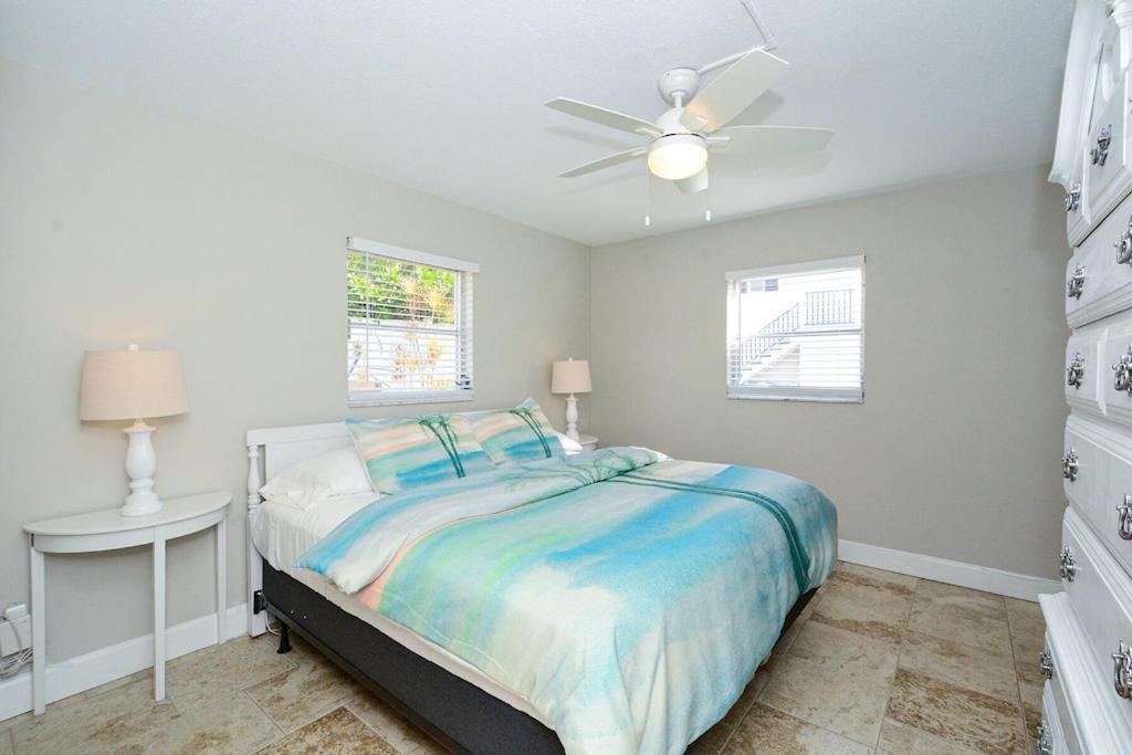 Canal 309 - Right In Siesta Key Village! المظهر الخارجي الصورة