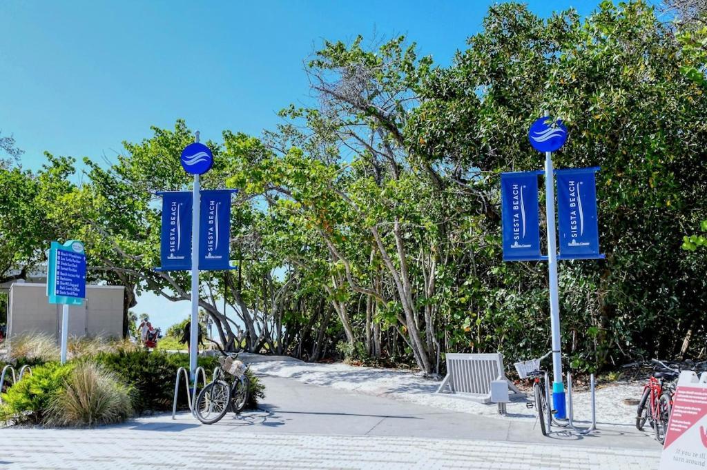 Canal 309 - Right In Siesta Key Village! المظهر الخارجي الصورة